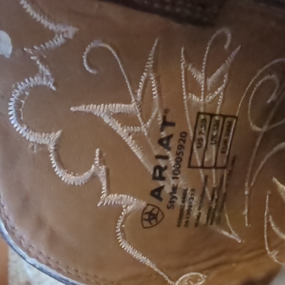 ARIAT "Heritage Western J Toe Wingtip" style 10005920 cowgirl boots sz 7.5 B euc - Picture 16 of 16